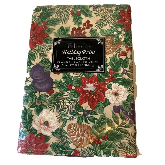 Vintage Elrene Holiday Print Christmas Vinyl Flannel Back 52"x70" Oblong - Picture 1 of 4